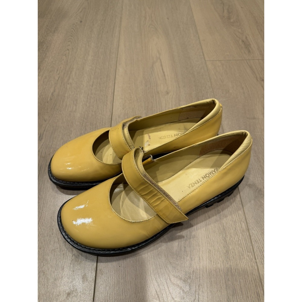 Ramon Tenza Nude Patent Leather Mary Jane Lug Sole $250 7 Comfort Strap‎